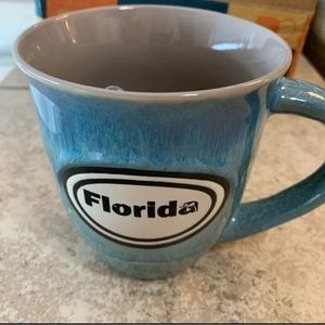 Florida Collector Greanish & Cream Color Mug.18oz. Comes w/ ceramic green spoon.